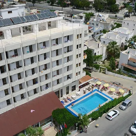 Minay Hotel 3*