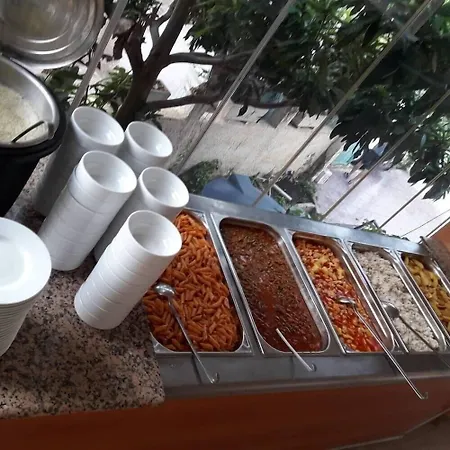 Minay Hotel