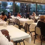 מלון Minay קוסדסי