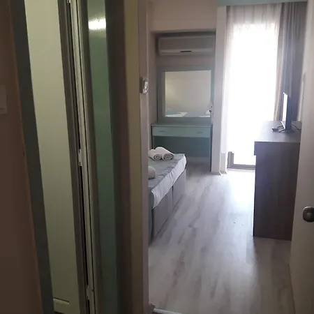 Minay Szálloda
