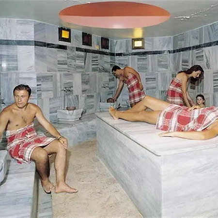 Отель Minay 3*